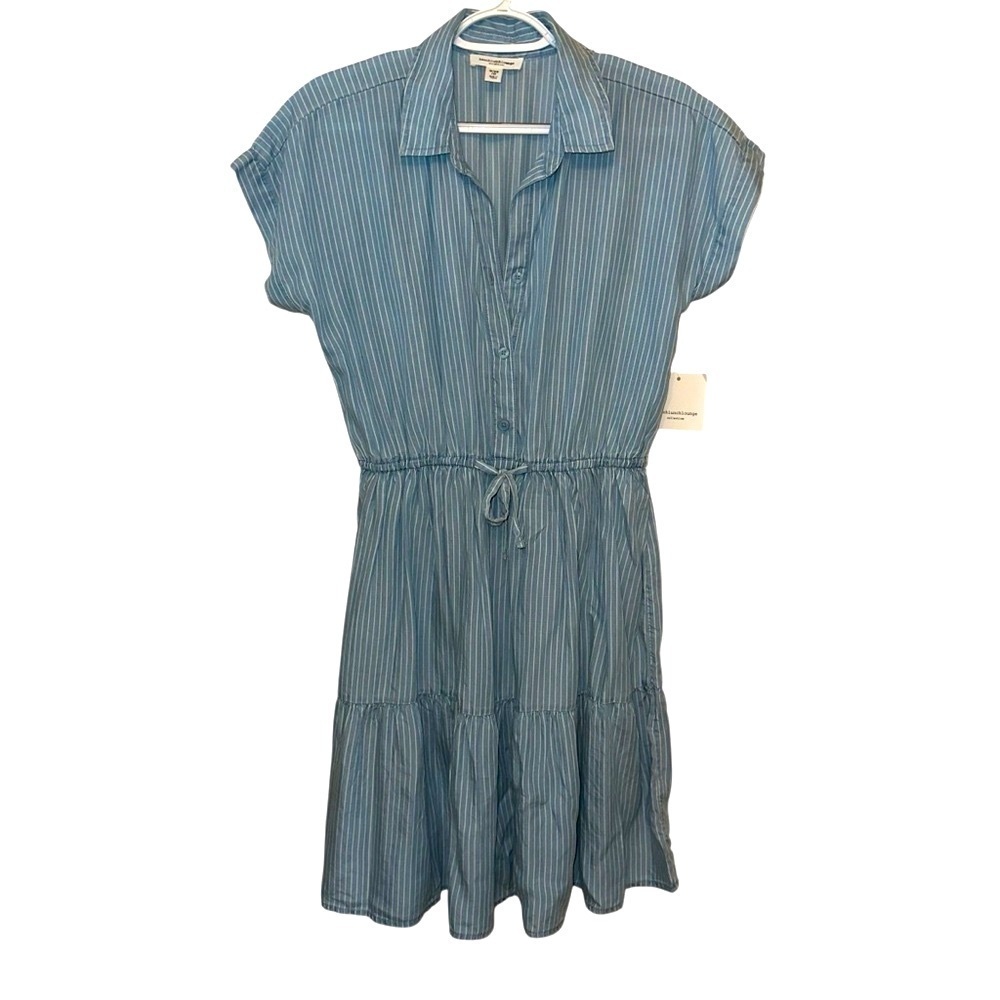 NWT BeachLunchLounge Blue Buttoned Peplum Mini Dress